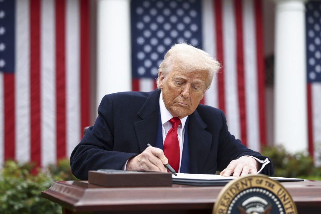 Trump zgjat gjendjen e emergjencës në Ballkanin Perëndimor, çfarë përmban dokumenti